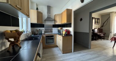 99409620.jpg